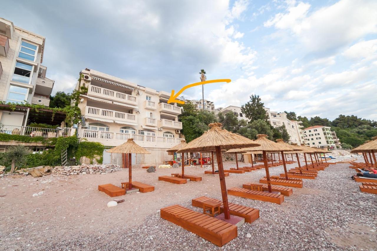Beachfront First Line View Sveti Stefan Exterior photo
